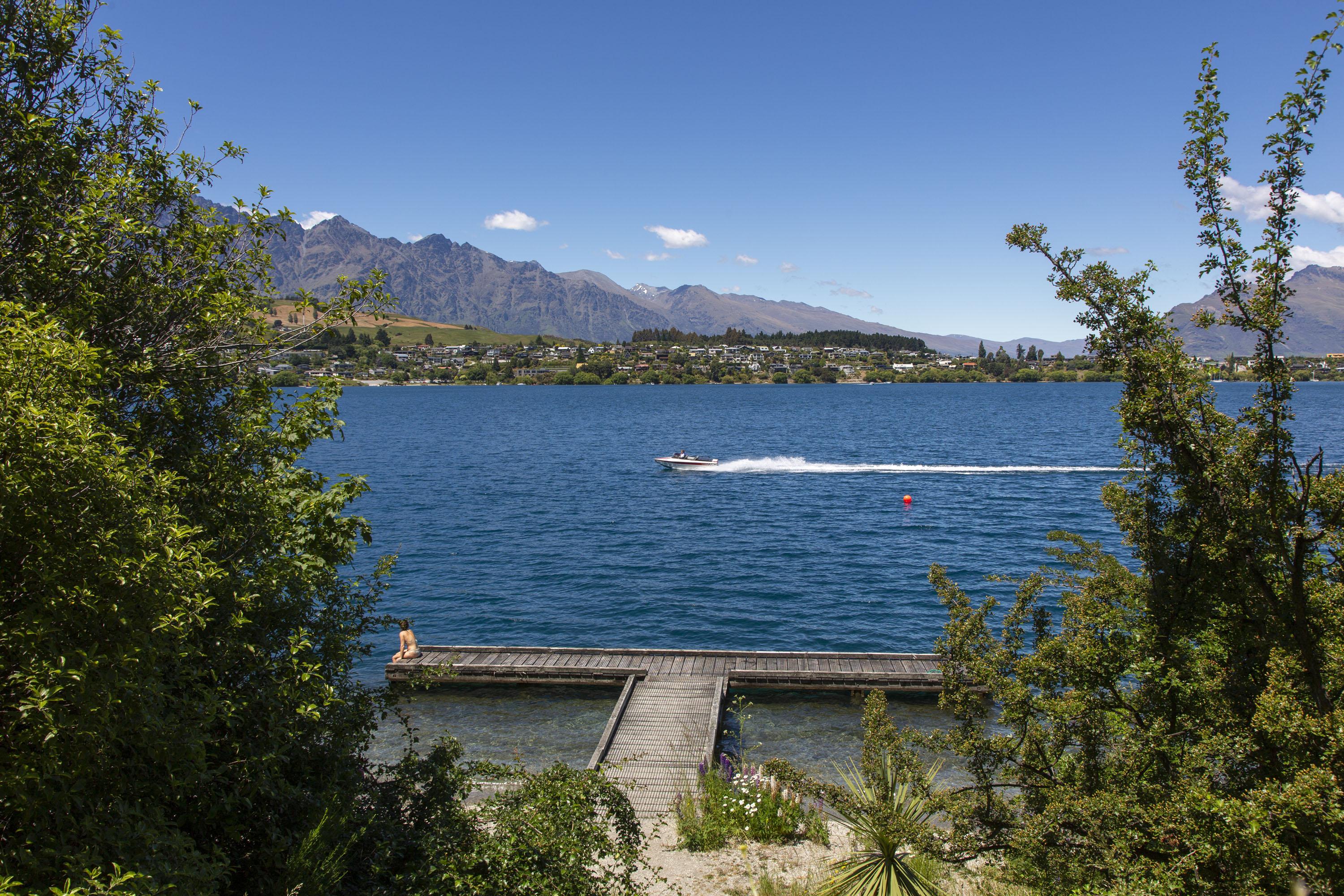 Peppers Beacon Aparthotel Queenstown Exterior photo