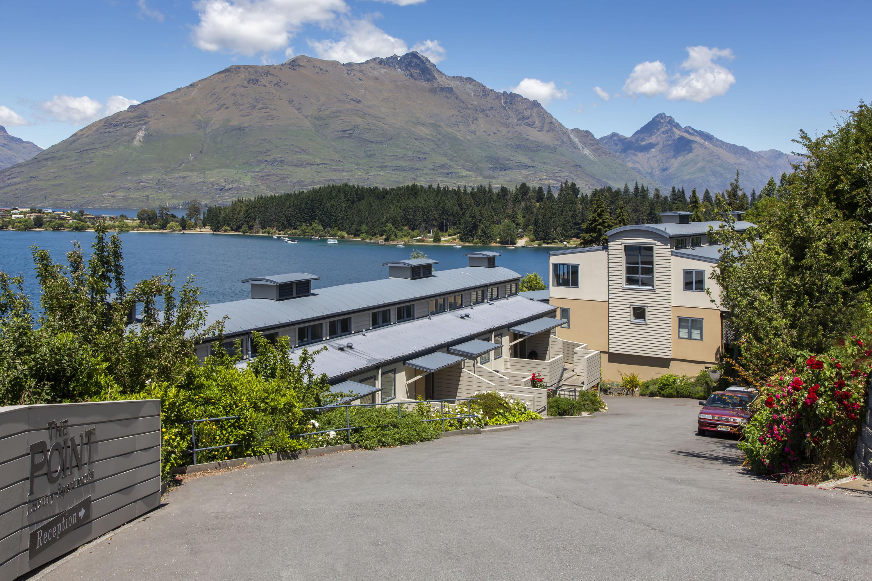 Peppers Beacon Aparthotel Queenstown Exterior photo